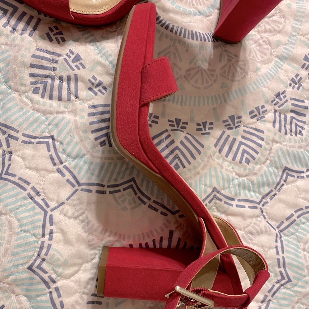 Velvet / suede wedges